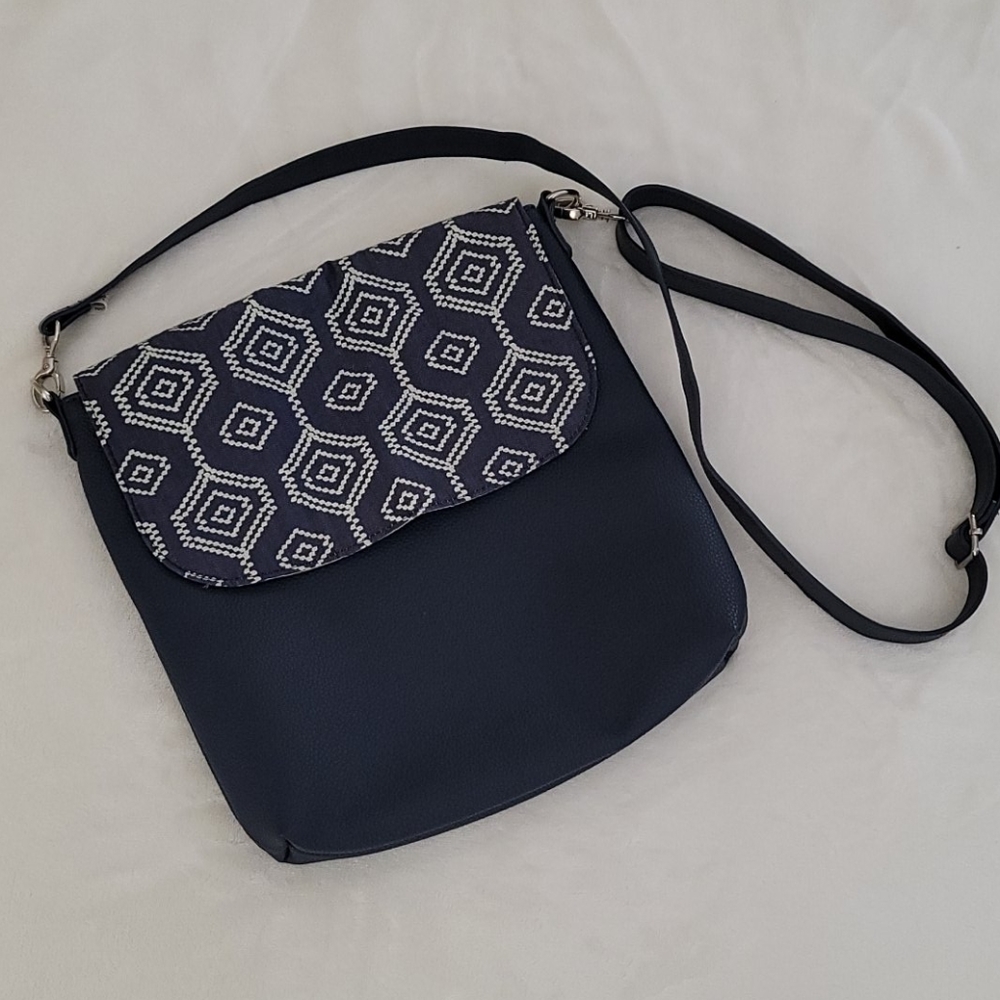 Studio thirty-one Modern Crossbody